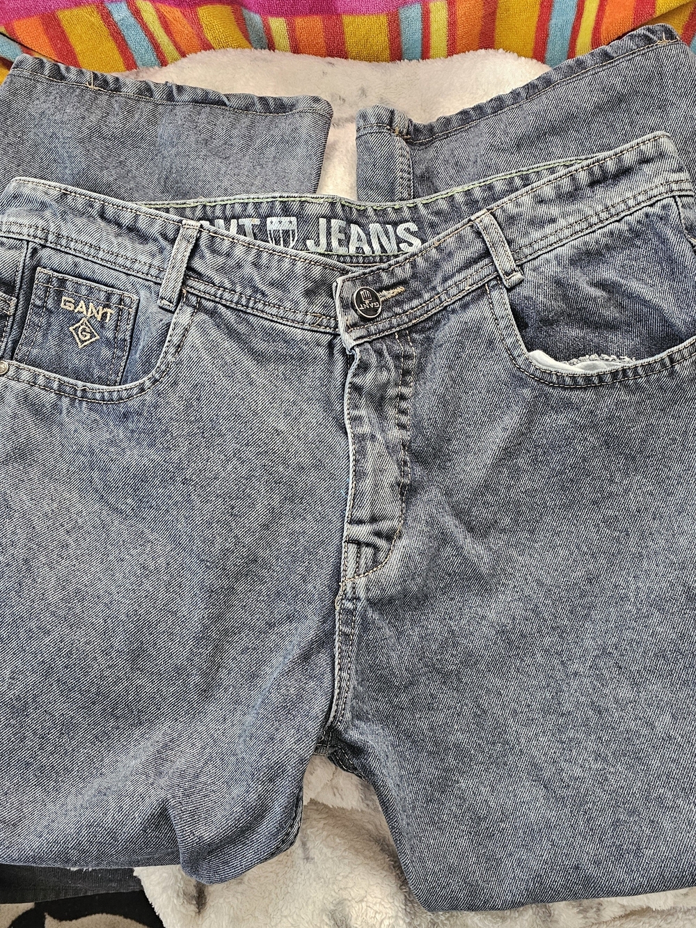 ❗️GANT JEANS with Logo Patch Medium Blue Acid Wash ❗️